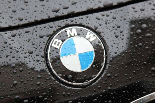 BMW anlaşmayı imzaladı Çin’de elektrikli otomobil üretecek