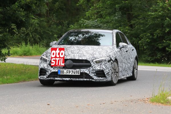 Mercedes A Sedan gelmeden AMG versiyonunu yakaladık Mercedes A Sedan gelmeden AMG versiyonunu yakaladık