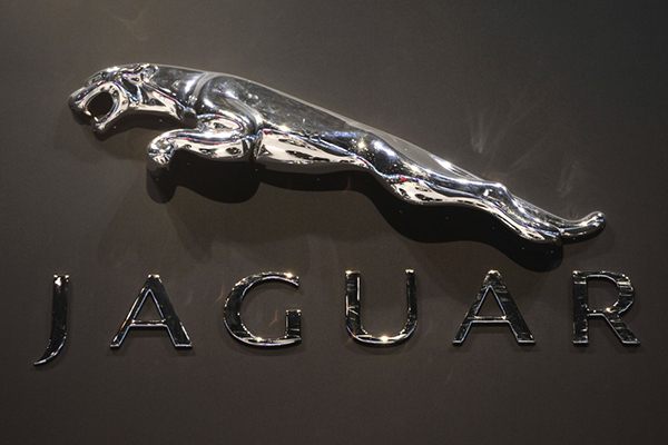 Jaguar isim hakkını aldı C-Pace isimli yeni bir SUV geliyor