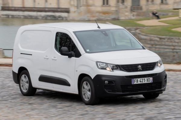 Yeni Peugeot Partner Van satışa sunuldu