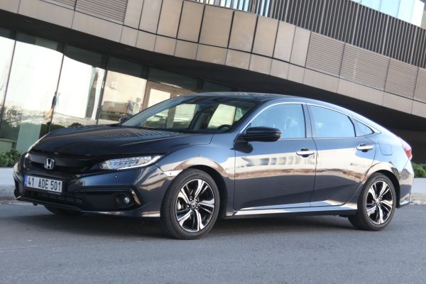 Artık daha teknolojik yerli Honda Civic’i test ettik