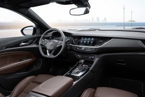 Yeni Opel Insignia