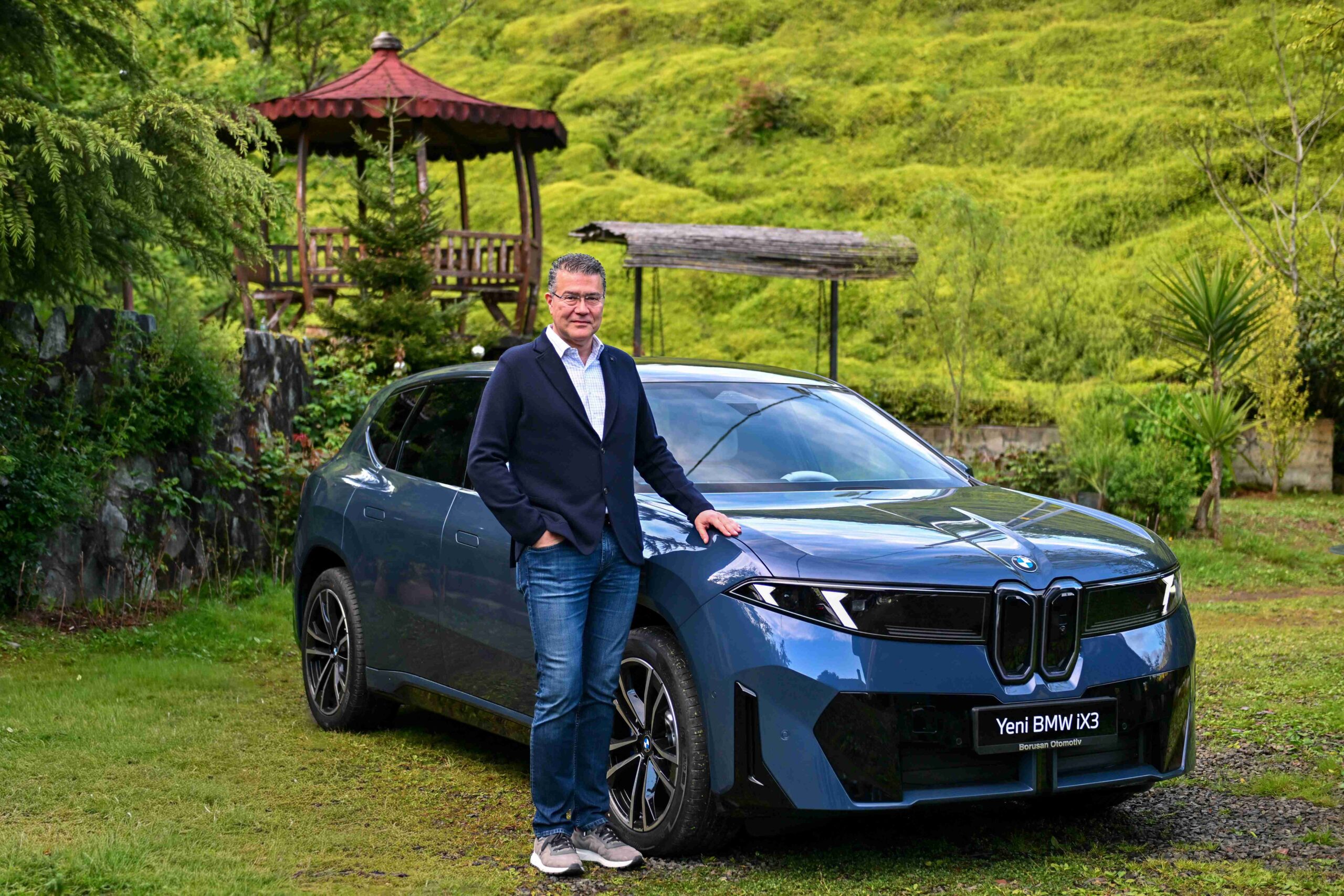 Neue Klasse’nin İlk Seri Üretim Modeli Yeni BMW iX3 Türkiye’de