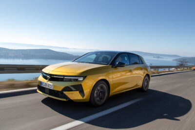 Yeni Opel Astra